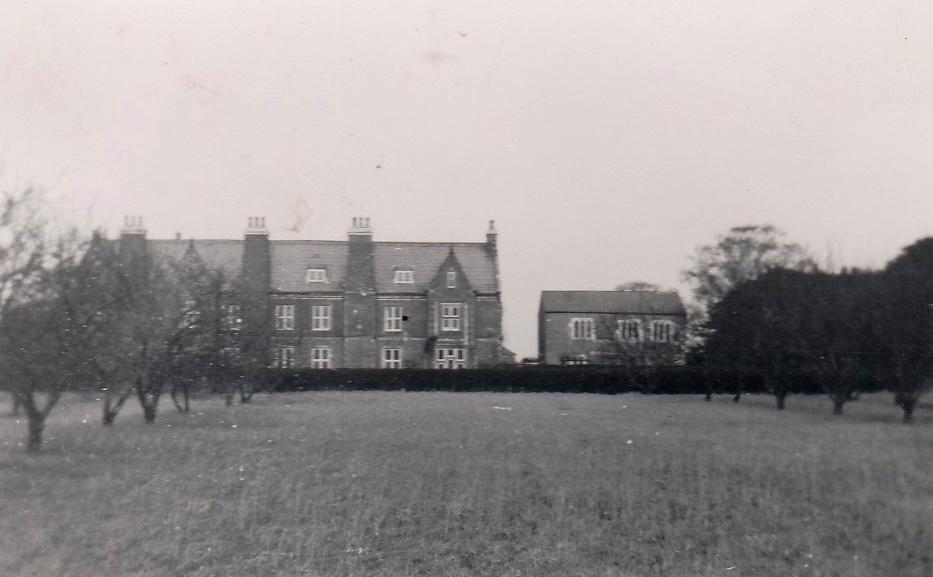 019rhfront.jpg - 46Kb