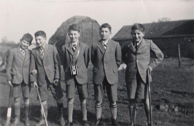 004hayboys.jpg - 41Kb