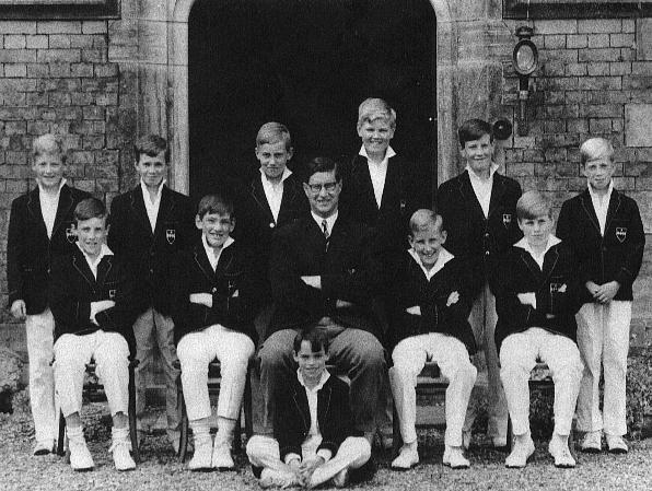 001cricketxi.jpg - 65Kb