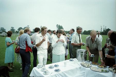 crickettea005.jpg - 23Kb