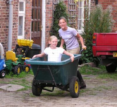 coverpic018.jpg - 33Kb