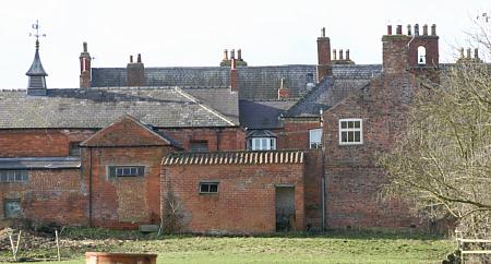 coverpic247.jpg - 27Kb