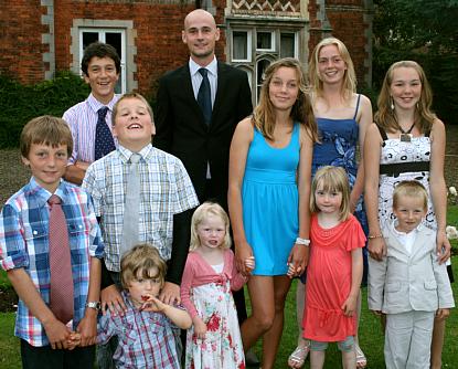 coverpic322.jpg - 38Kb