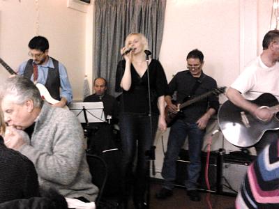 coverpic440b.jpg - 21Kb