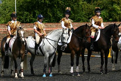 coverpic470.jpg - 34Kb