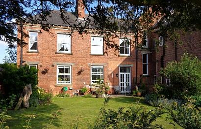 coverpic476.jpg - 37Kb