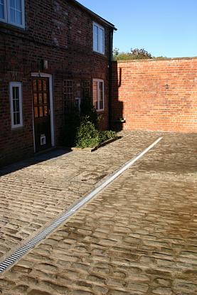 coverpic479.jpg - 28Kb