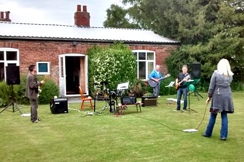 coverpic542.jpg - 39Kb