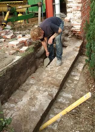 coverpic617.jpg - 39Kb