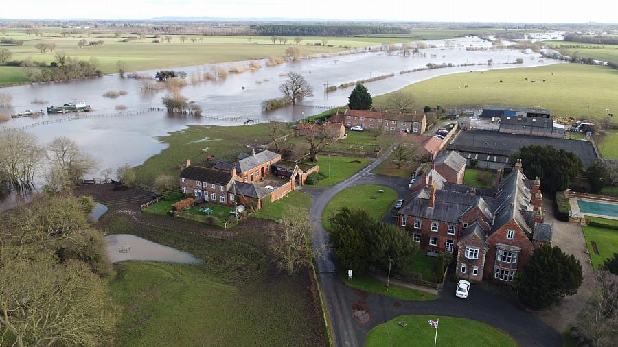 coverpic749.jpg - 87Kb